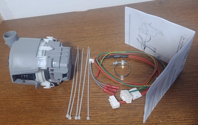 Mosogatógép fűtéspumpa (vezeték köteggel) - Image 2