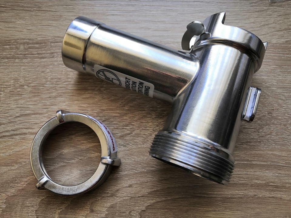 Bosch húsdaráló ház anyával