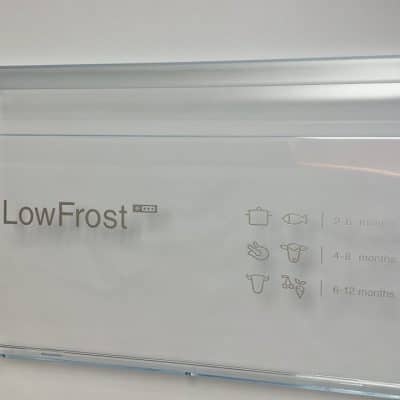 Bosch hűtő fiókelőlap LowFrost felirattal